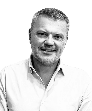 Thomas Van Cauweleart - CRO